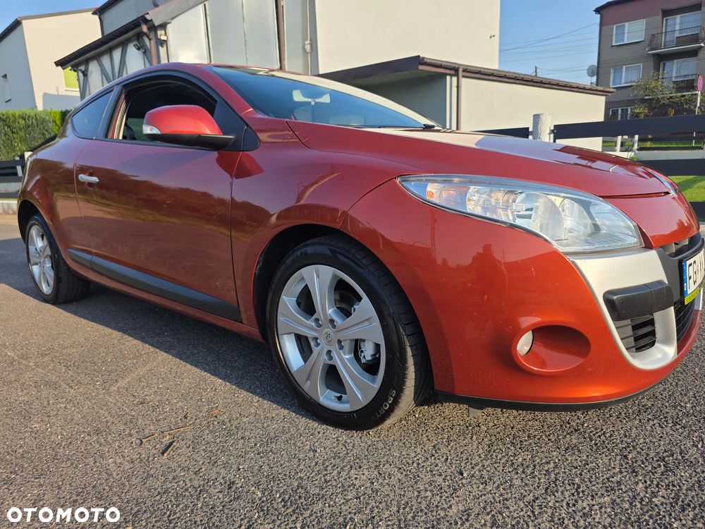 Renault Megane 1.6 16V Dynamique Euro5 - 16