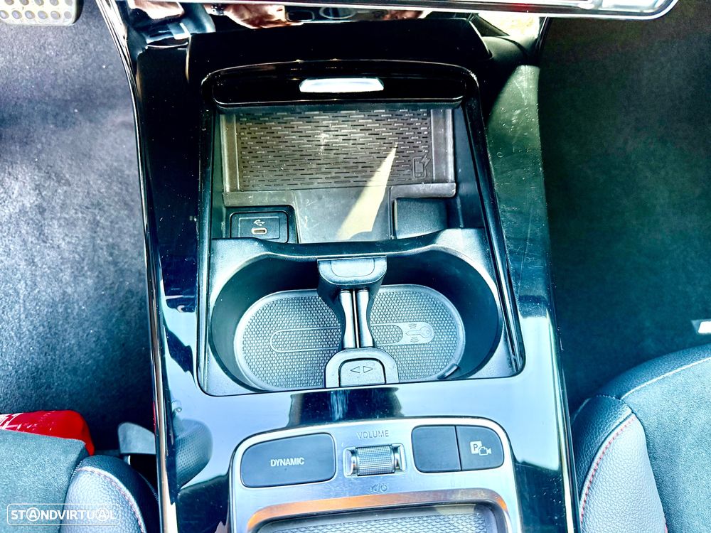 Mercedes-Benz A 250 Limousine e 8G-DCT AMG Line Advanced - 25