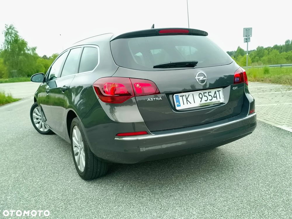Opel Astra 1.6 CDTI DPF ecoFLEX TourerStart/Stop Exklusiv - 18