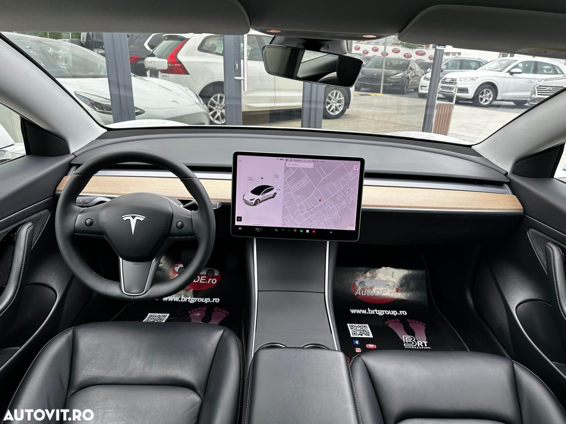 Tesla Model 3 - 8