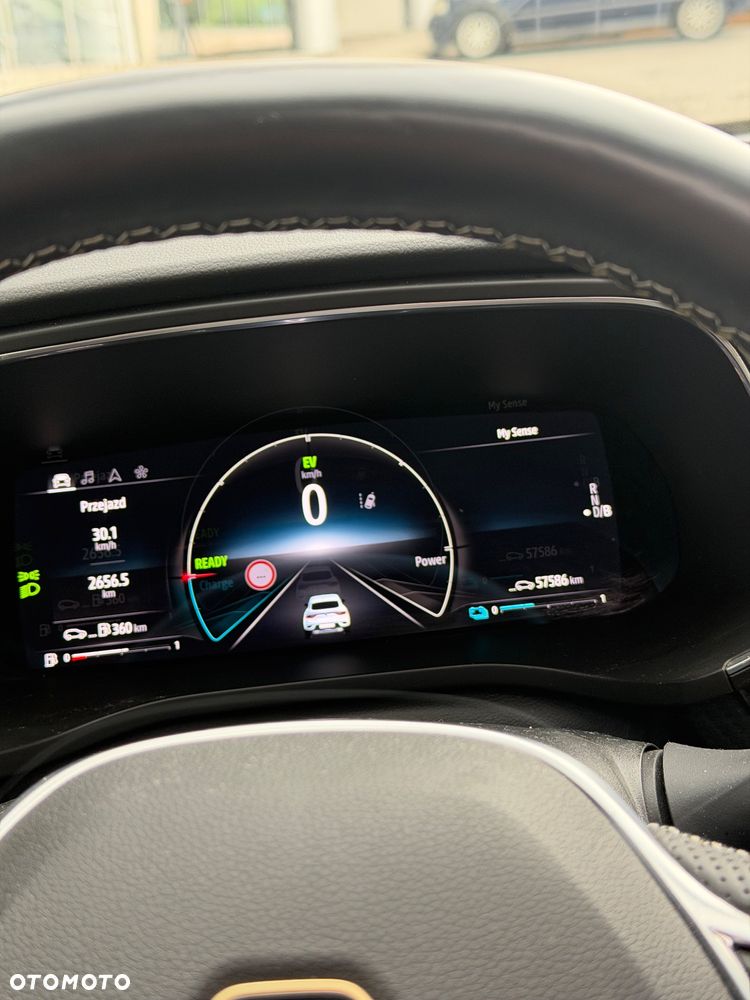 Renault Arkana 1.6 E-TECH E-Tech Engineered MMT - 12
