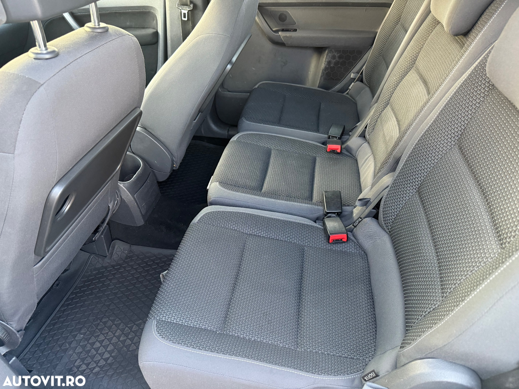 Volkswagen Touran 2.0 TDI DSG Comfortline - 11