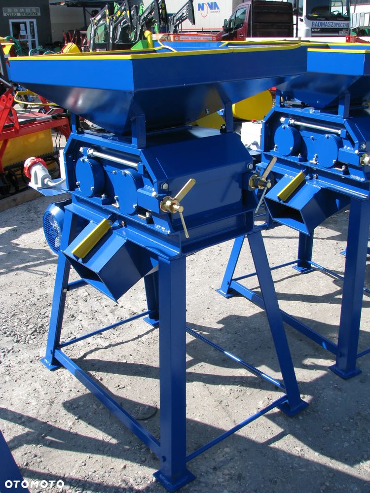 Sipma Śrutownik walcowy, Śrutownik bijakowy, Zgniatacz walcowy do ziarna, Gniotownik, Mieszalnik pasz Twister, H115 PomAugustów, S01/0-S01/1 Adraf, H-962/H-762 Agjat, ZZ 4020 Sipma, Igamet, MS-2000 Bin - 26