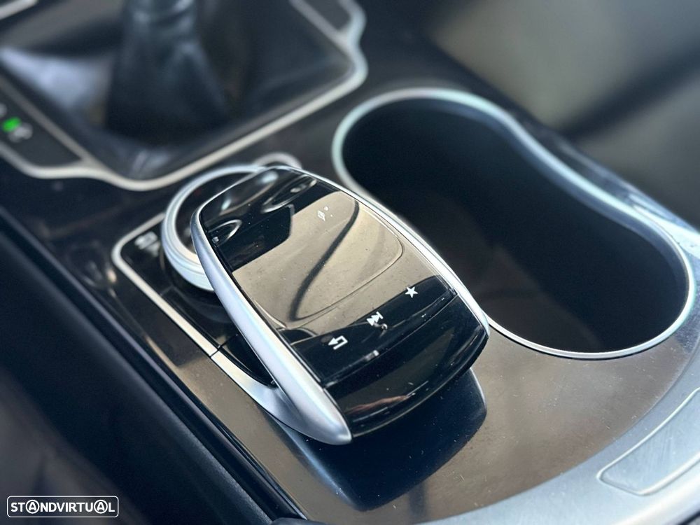 Mercedes-Benz C 180 d AMG Line - 60