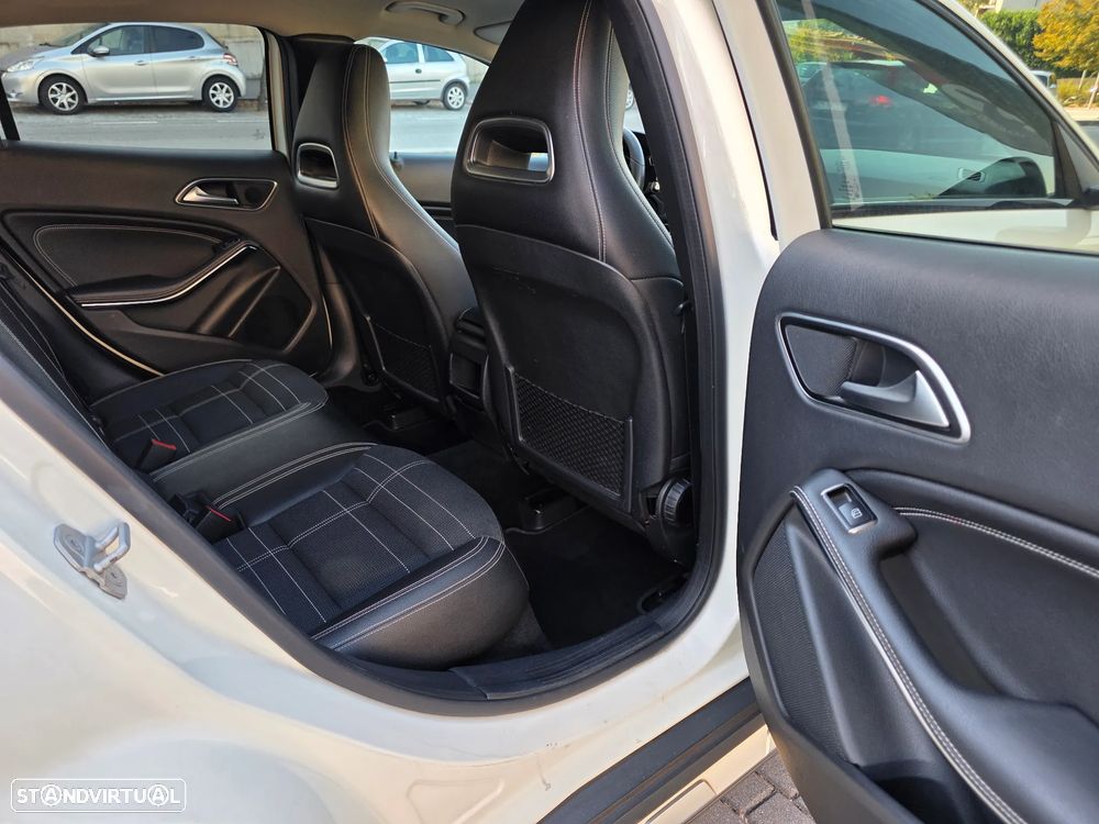 Mercedes-Benz GLA 180 d 7G-DCT Activity Edition - 25