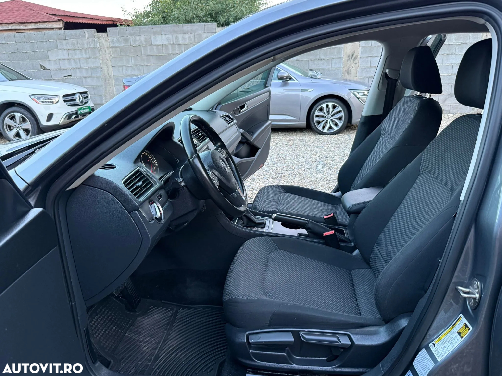 Volkswagen Passat - 6