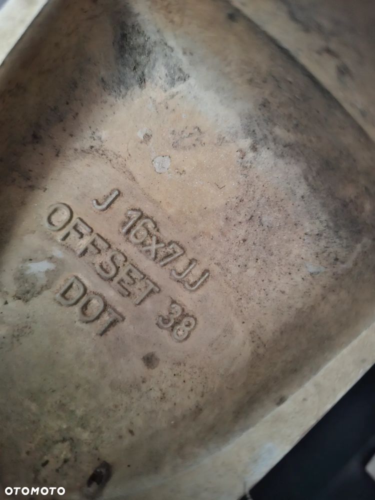 Kola terenowe 225/85 r16 6x139.7 - 9