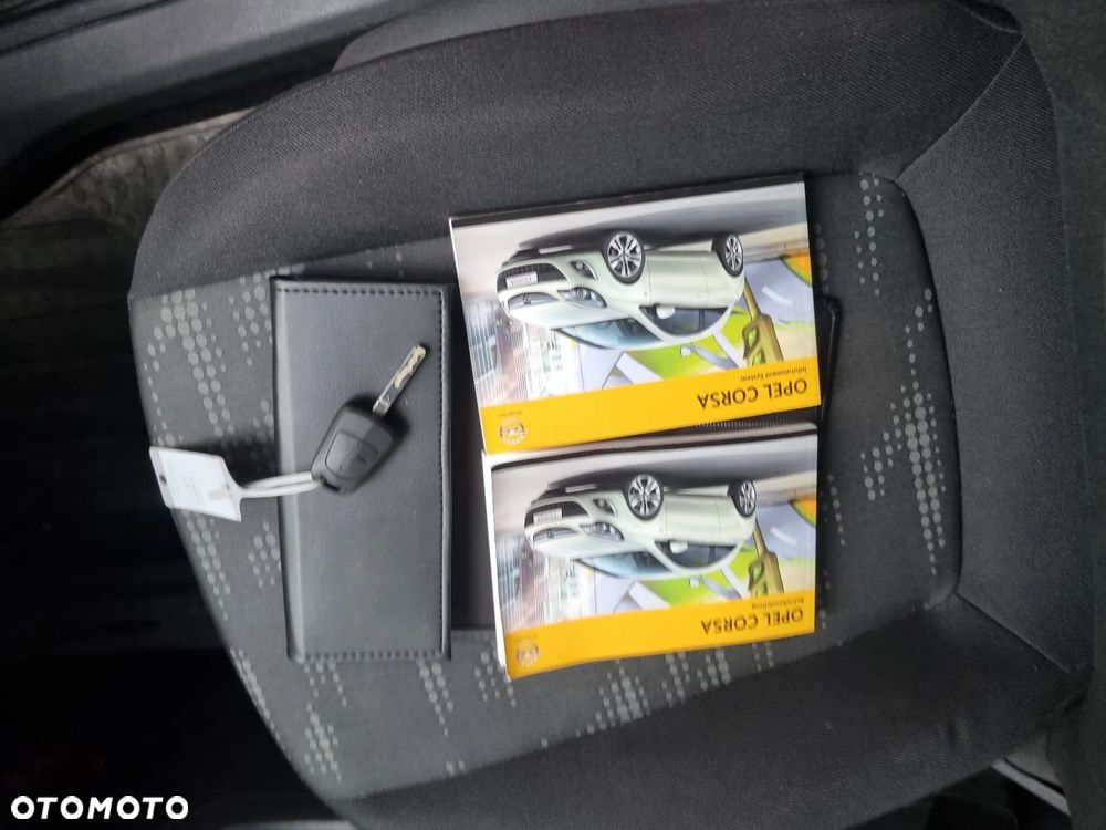 Opel Corsa - 30