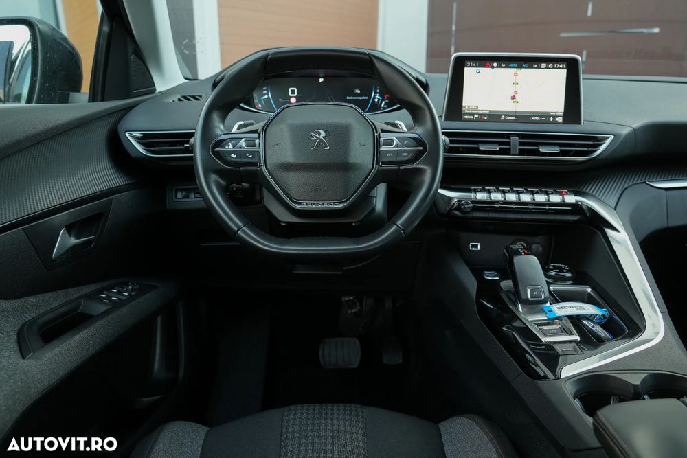 Peugeot 5008 - 17
