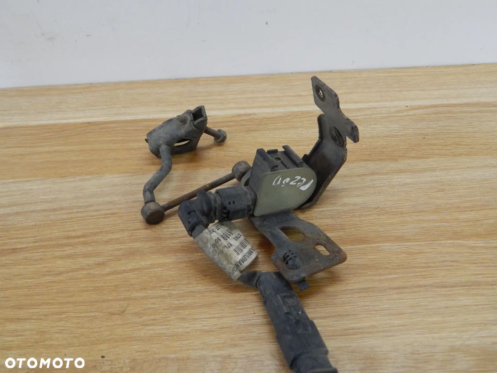 Czujnik poziomowania przód Citroen C5 x7 III 08-17 Łuków części - 2