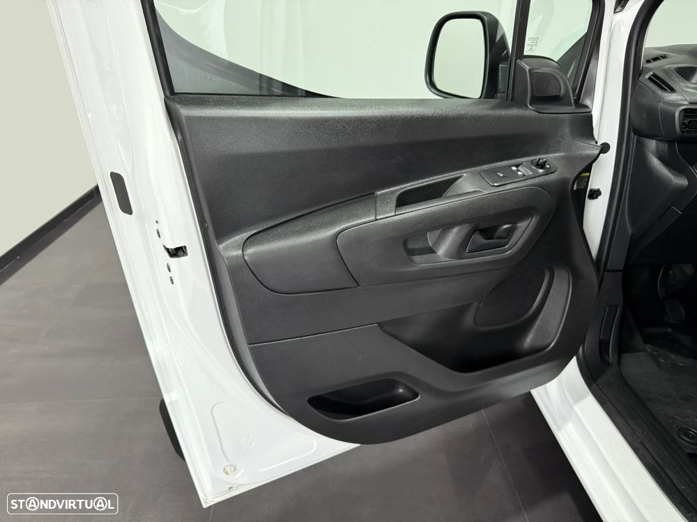 Opel COMBO 1.5 CDTI L1H1 102 CV - IVA DEDUTIVÉL - 3 LUGARES - 20