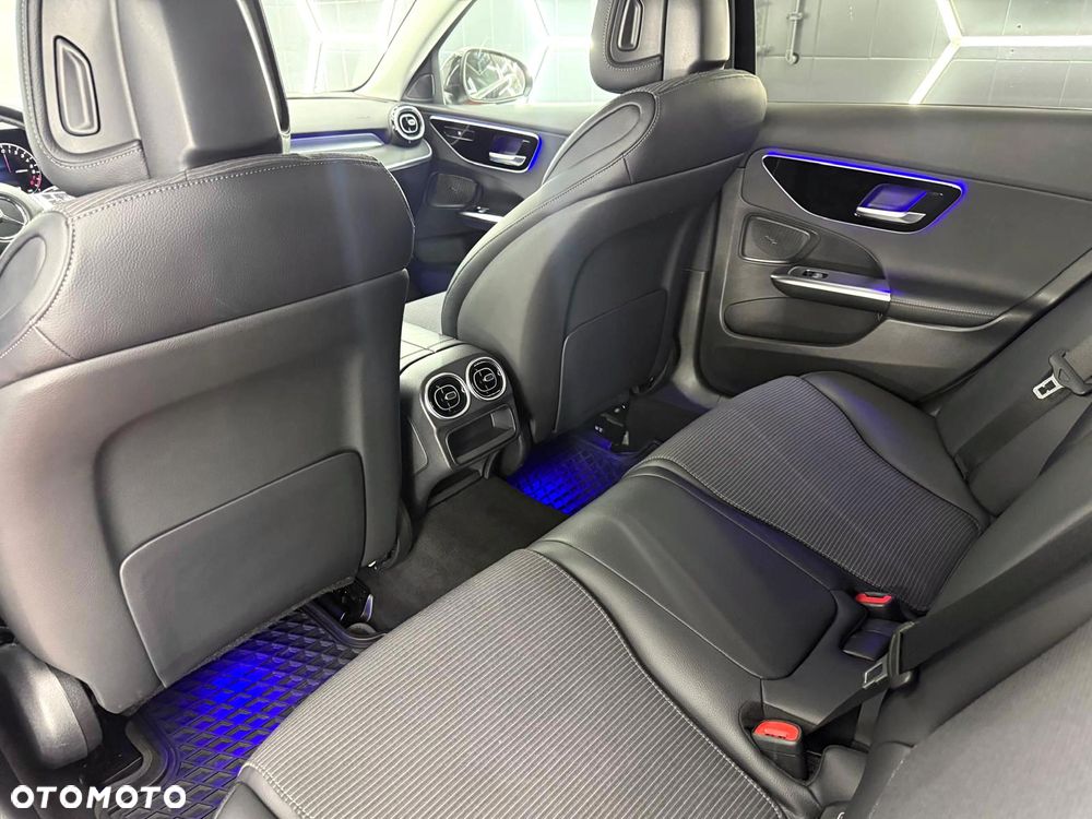 Mercedes-Benz Klasa C 300 e 9G-TRONIC Avantgarde - 28