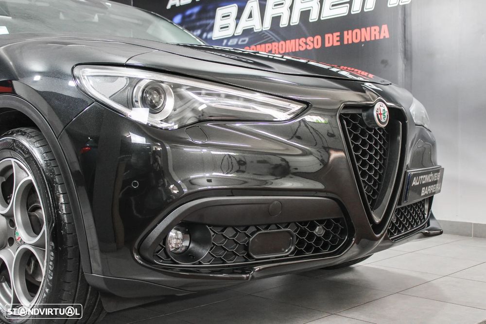Alfa Romeo Stelvio 2.2 D Sprint AT8 - 19