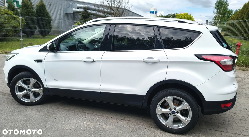 Ford Kuga 2.0 TDCi AWD Titanium - 3