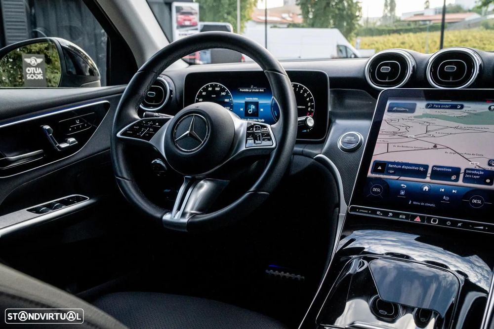 Mercedes-Benz GLC 300 e 4Matic 9G-TRONIC AMG Line Advanced - 16