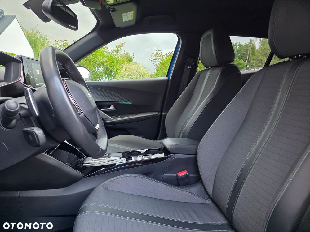 Peugeot 2008 1.2 PureTech Allure S&S EAT8 - 8