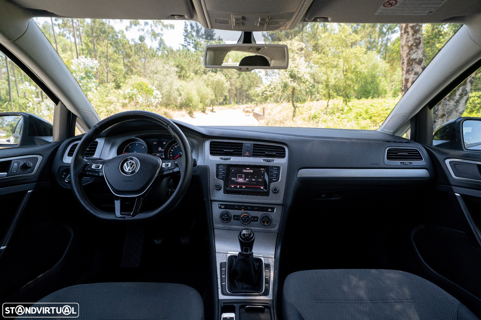 VW Golf 1.6 TDi Confortline - 8