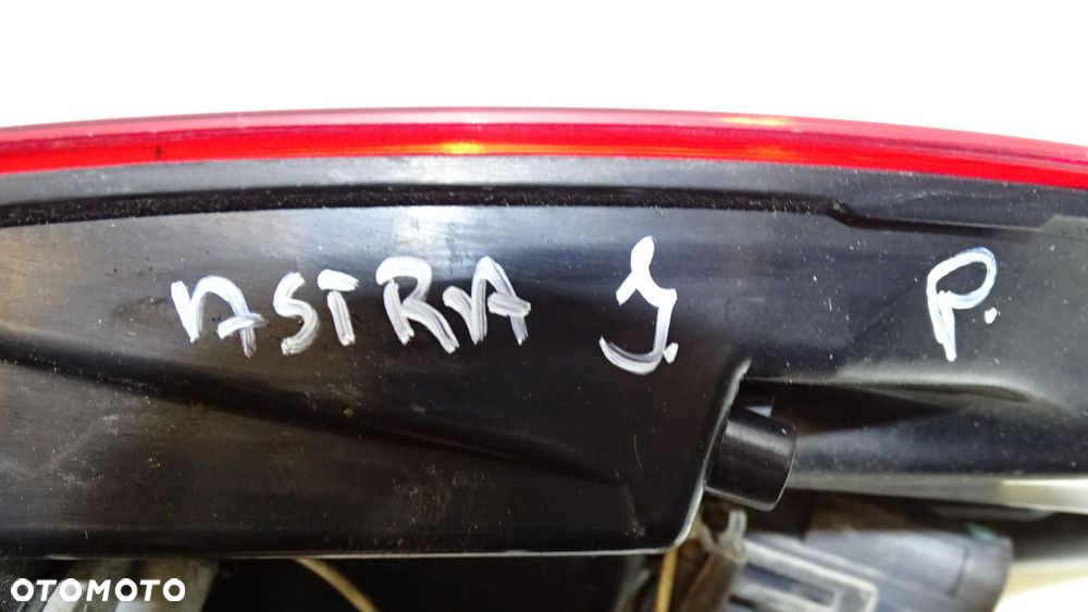 LAMPA PRAWA TYLNA OPEL ASTRA J 2.0CDTI - 6