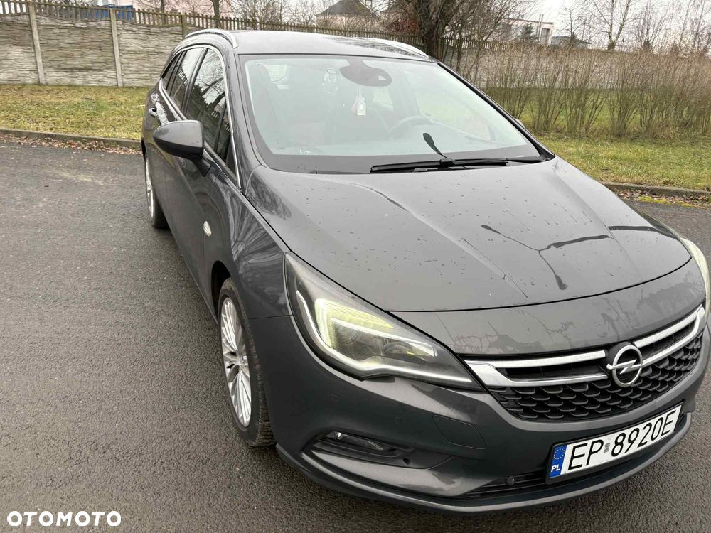 Opel Astra 1.6 CDTI Cosmo - 9