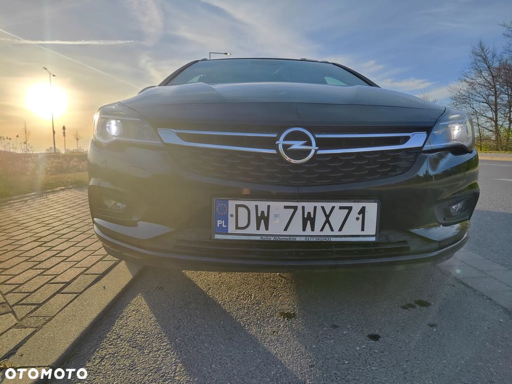 Opel Astra 1.6 CDTI Sport - 9