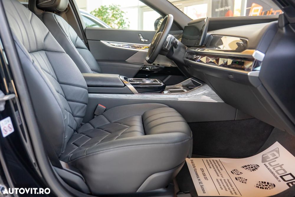 BMW Seria 7 - 16