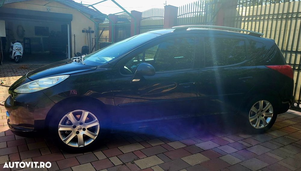 Peugeot 207 1.6 HDI Trendy - 4