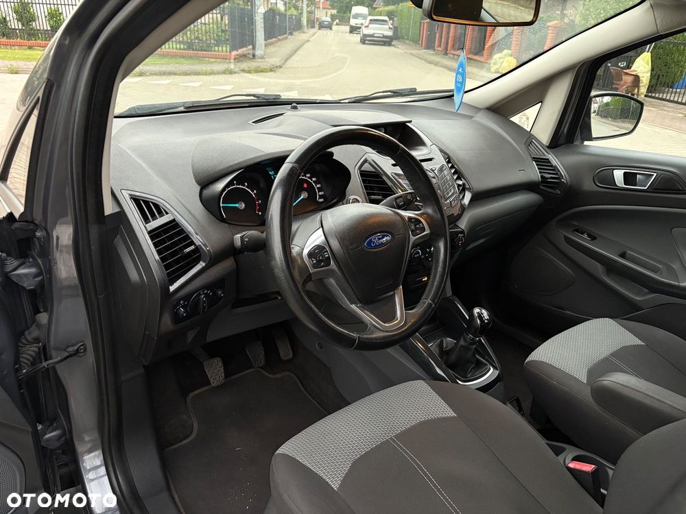 Ford EcoSport - 12