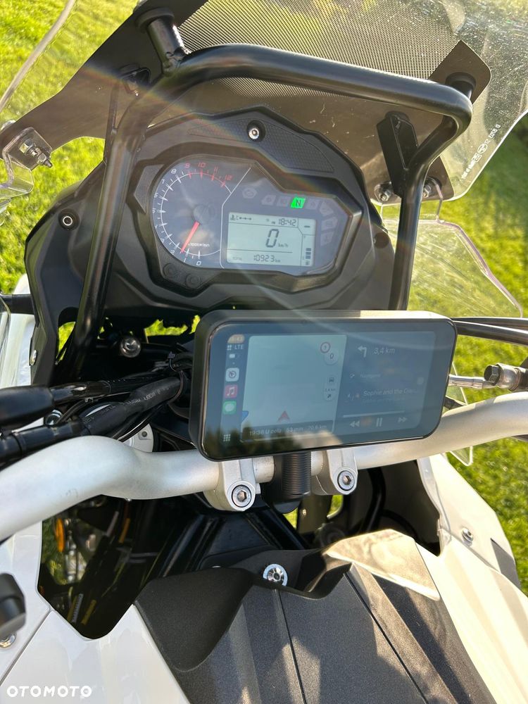 Benelli TRK 502 - 11