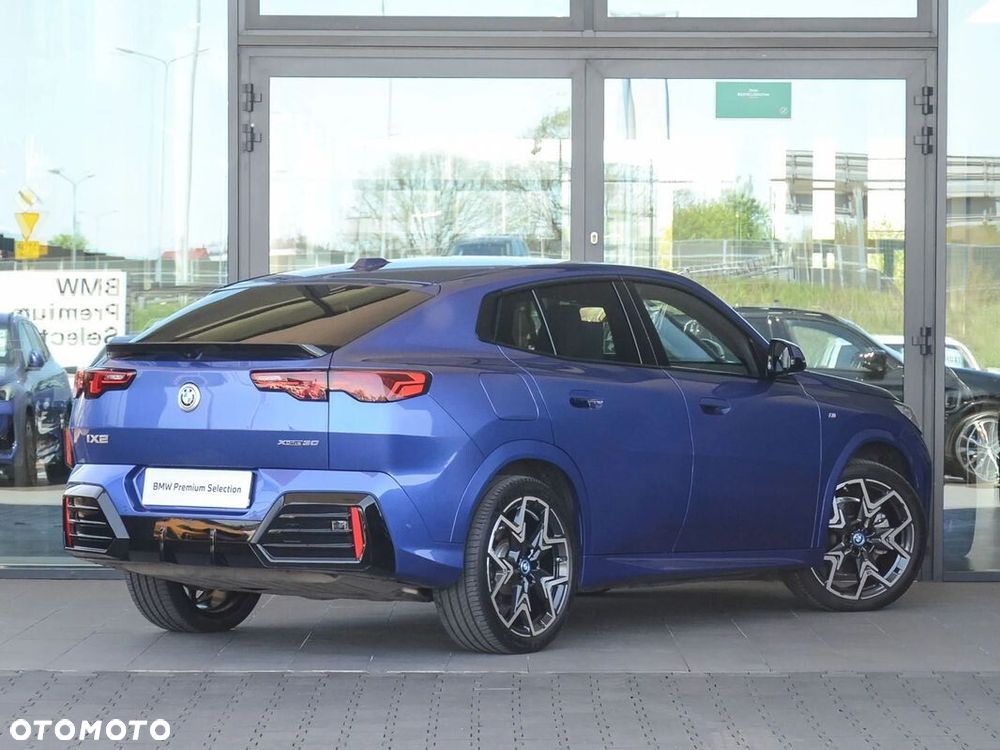 BMW iX2 xDrive30 66.5kWh M Sport - 2