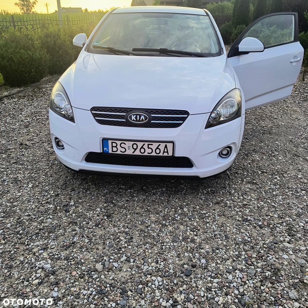 Kia Ceed 1.6 Comfort - 2