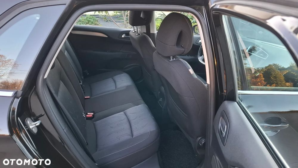 Citroën C4 e-HDi 115 ETG6 Exclusive - 12