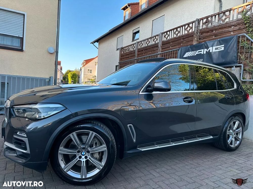 BMW X5 xDrive45e - 37