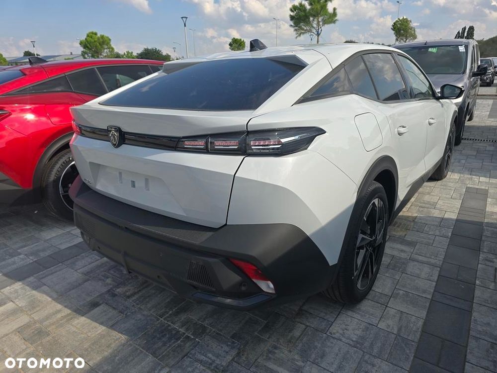 Peugeot 408 1.2 PureTech mHEV Allure S&S e-DSC6 - 4