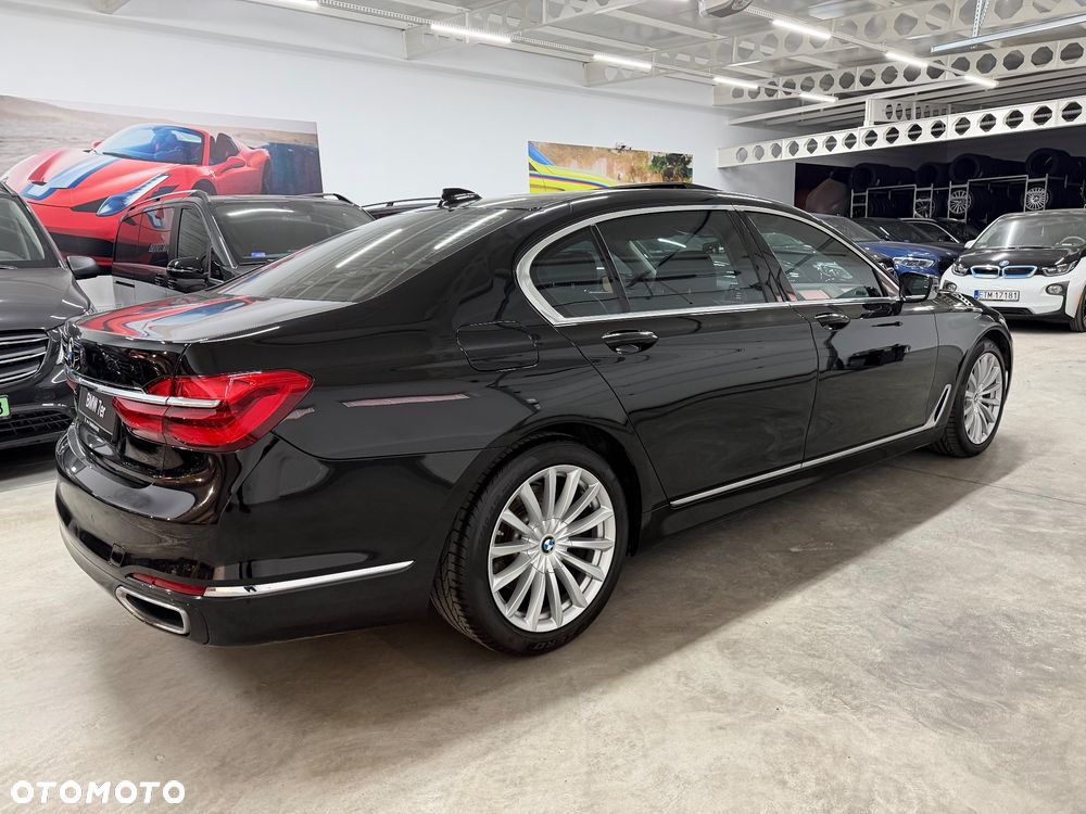 BMW Seria 7 740Li - 7