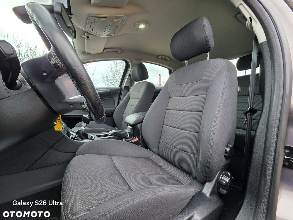 Ford Mondeo 1.6 T Titanium - 26