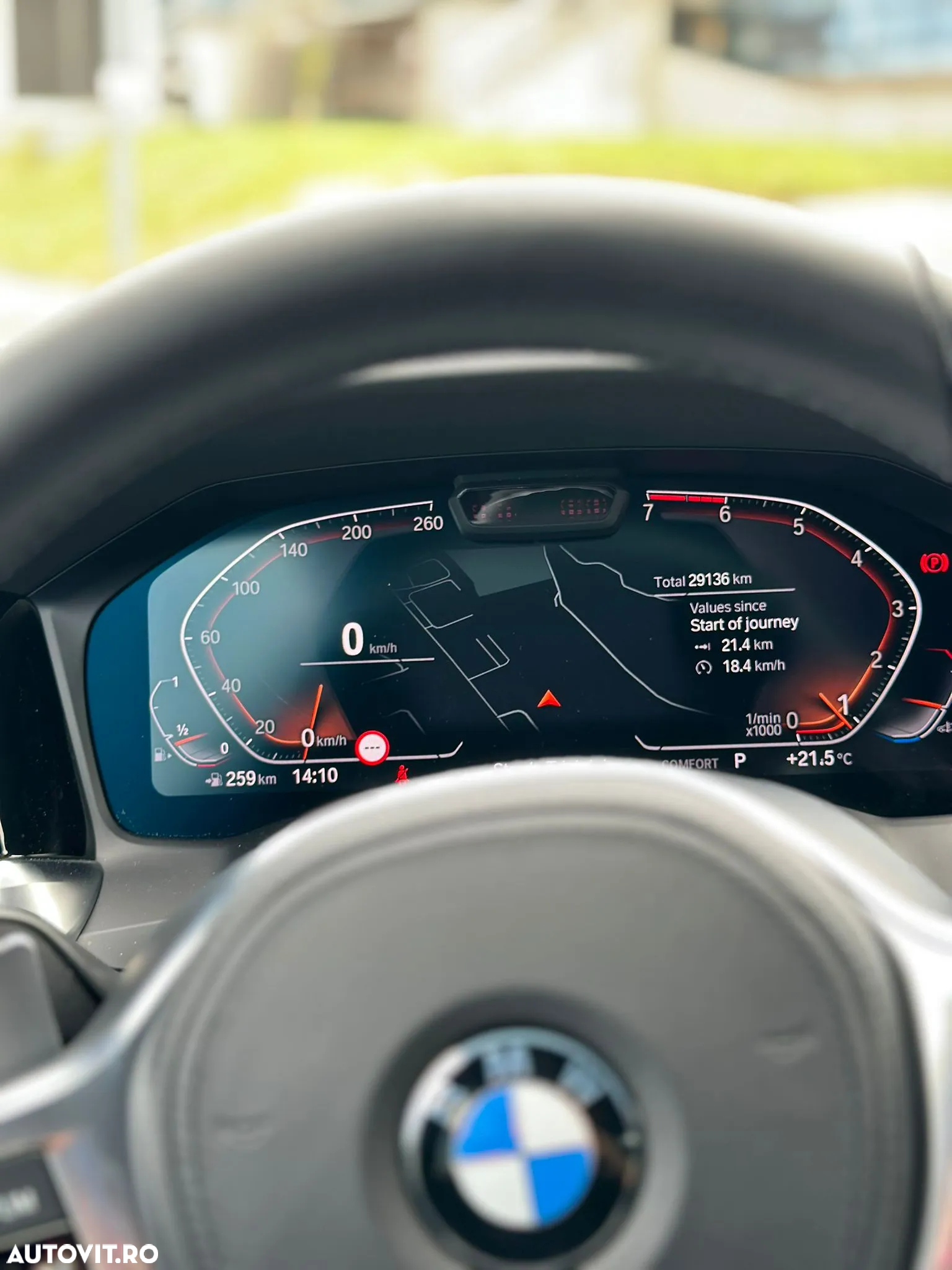 BMW Seria 3 330i AT M Sport - 16