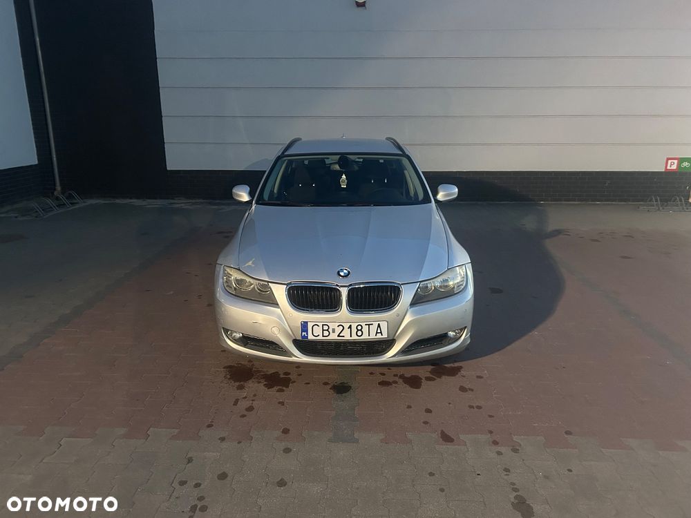 BMW Seria 3 318d DPF - 5