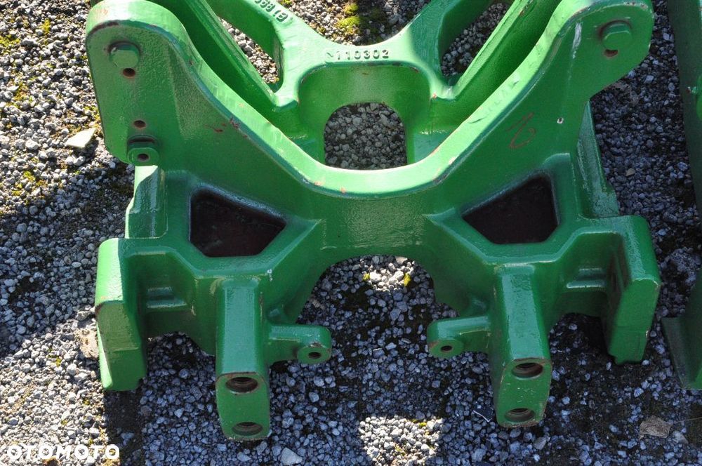 WSPORNIK SUPORT RAMA JOHN DEERE NR L154668 / 110302 - 3
