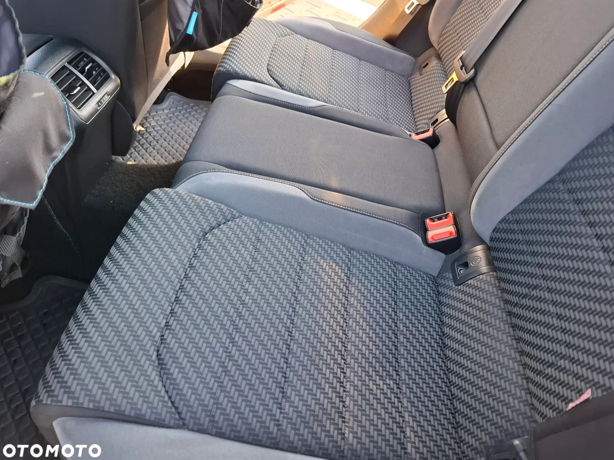 Volkswagen Golf - 4