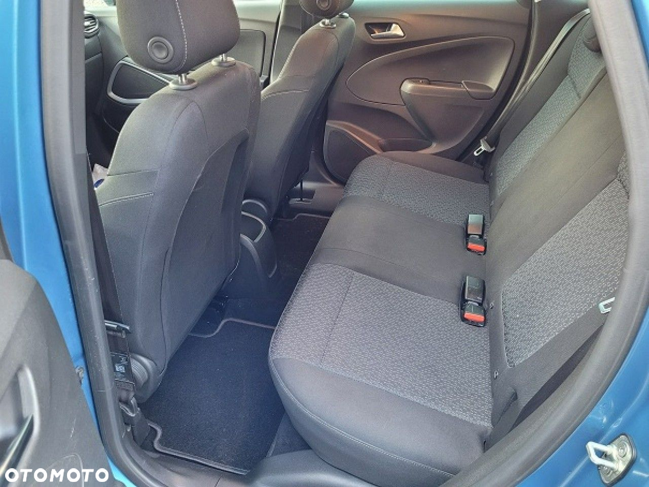Opel Crossland X - 17