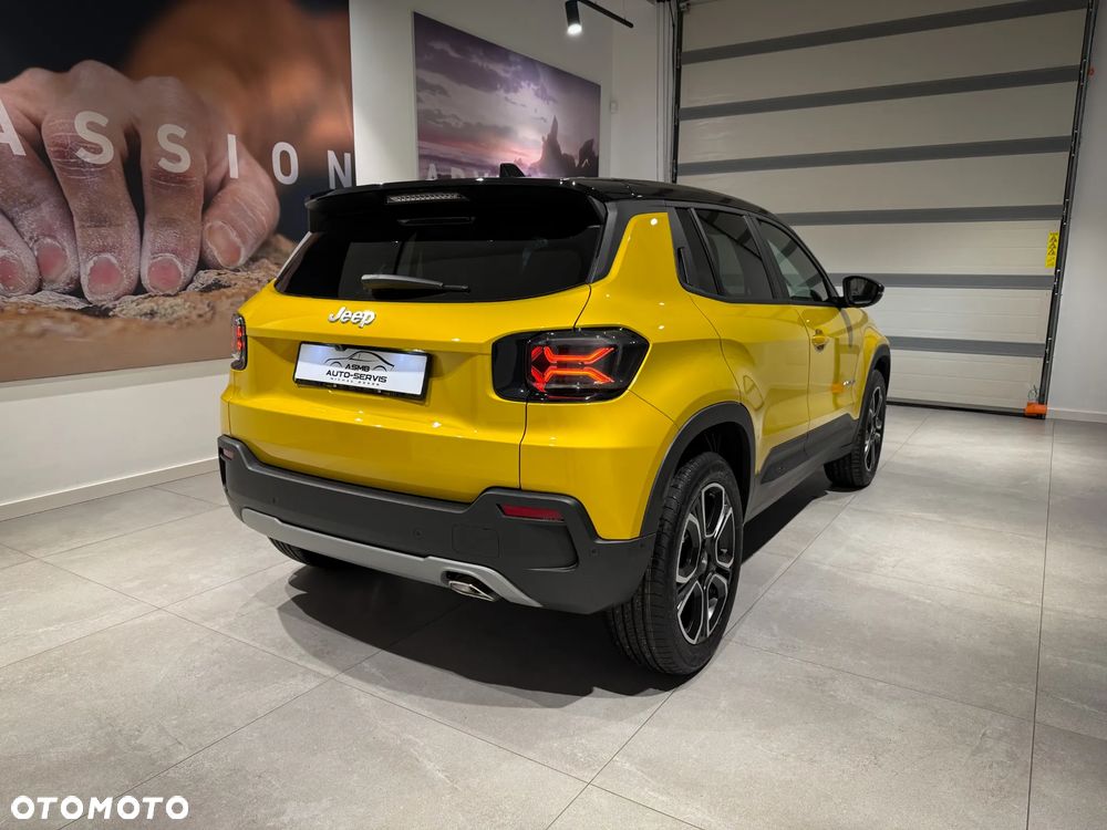 Jeep Avenger 1.2 T3 mHEV Summit FWD eDCT6 - 9