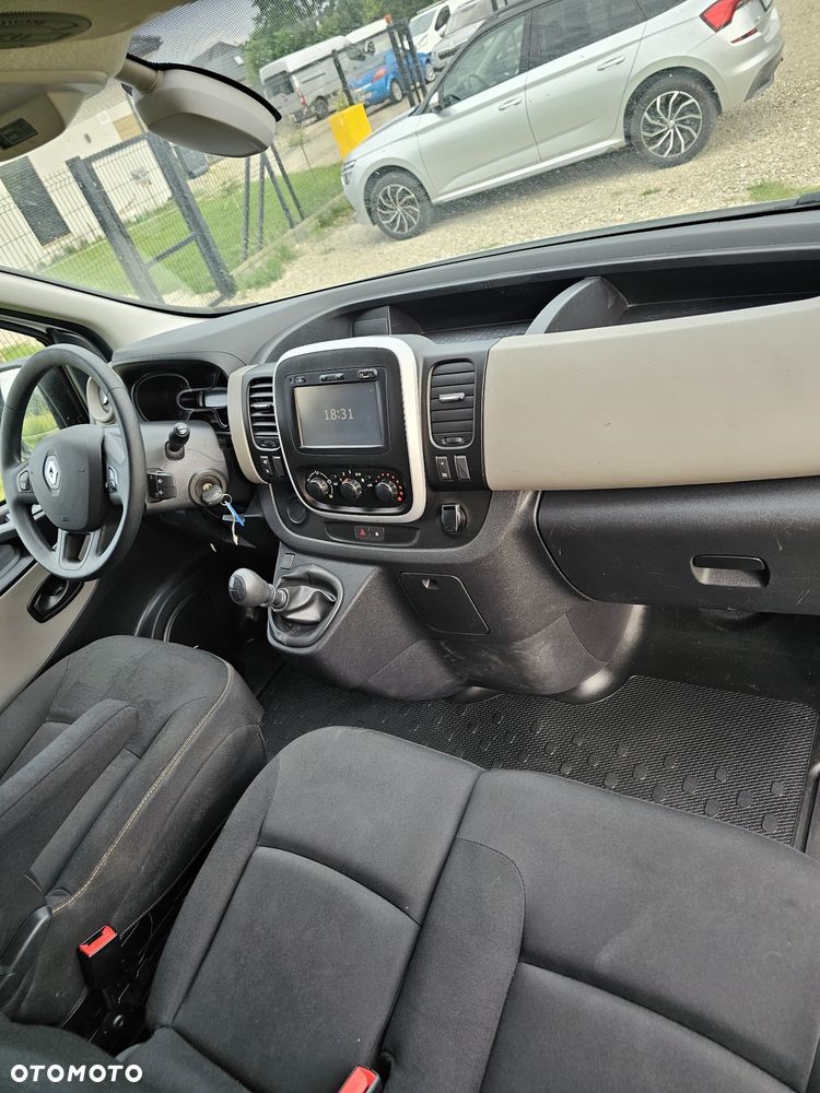 Renault Trafic - 8