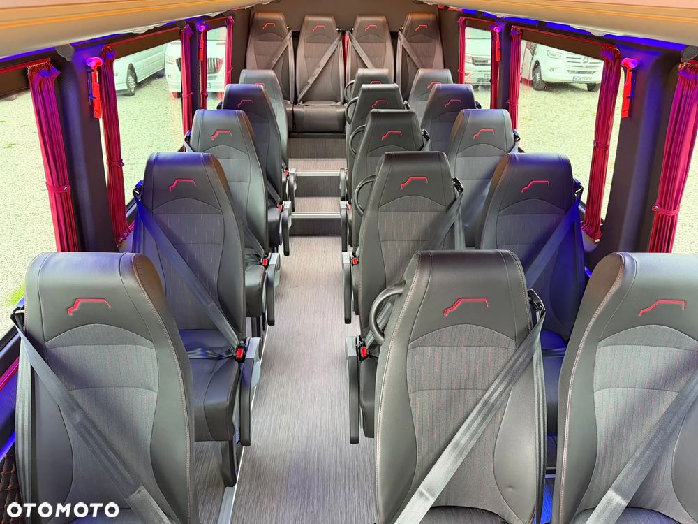 Mercedes-Benz eSprinter - 19