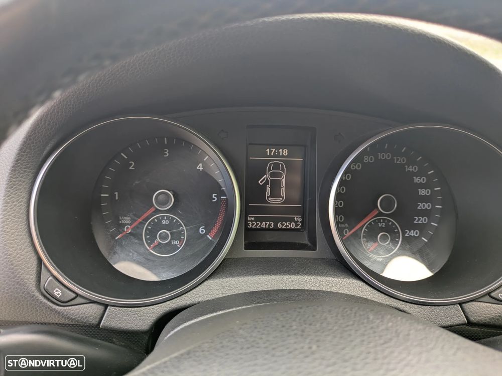 VW Golf 2.0 TDi DPF Comfortline - 12