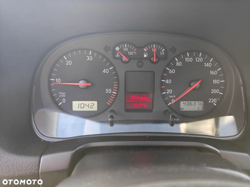Volkswagen Golf - 12