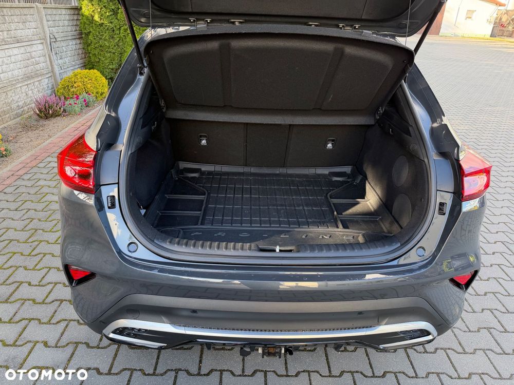 Kia XCeed 1.5 T-GDI Business Line DCT - 4