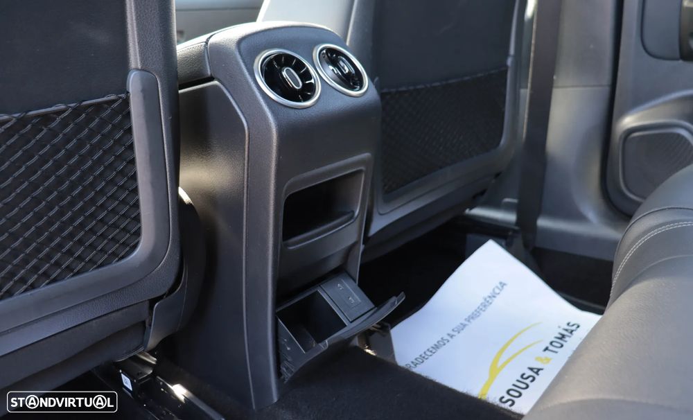 Mercedes-Benz GLA 250 - 35