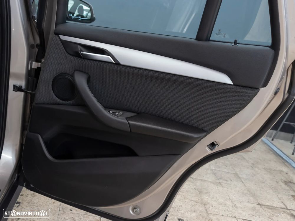 BMW X1 16 d sDrive - 11
