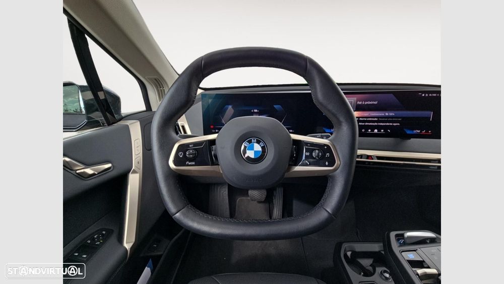BMW ix xDrive 45 - 12
