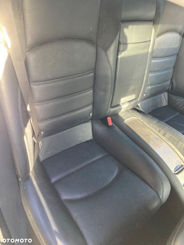 Fotele Mercedes CLS W219 AMG - 4